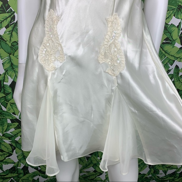 🌹 Victoria's Secret Women's Gown Size S Sexy Bridal Beaded Lace Sequins Slip - Picture 3 of 11